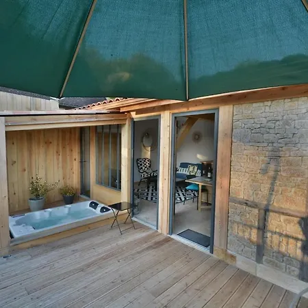 別荘 L'atelier Gilbert House, Private Jacuzzi, Parking ヴェザック