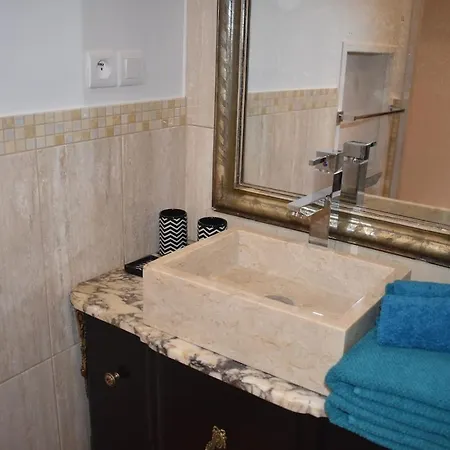 L'atelier Gilbert House, Private Jacuzzi, Parking